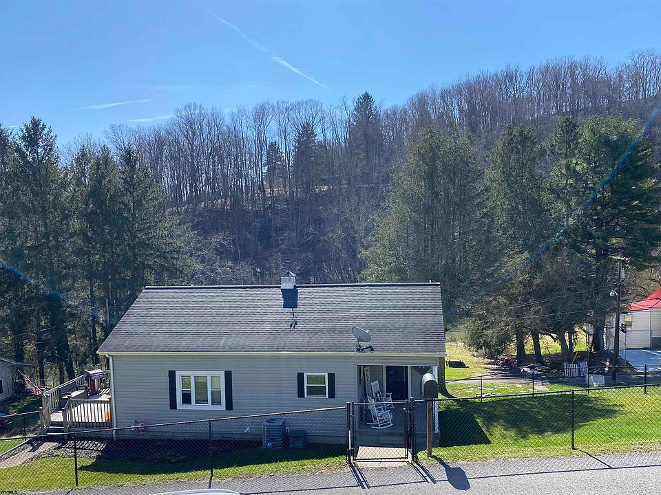 1st image of 65 Elk Ave