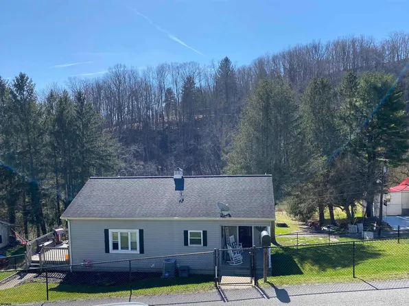 65 Elk Ave, Fairmont, WV 26554