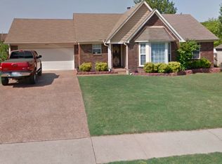 6990 Meadowlands Pl, Memphis, TN 38135