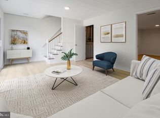 1132 James Madison Cir, Fredericksburg, VA 22405