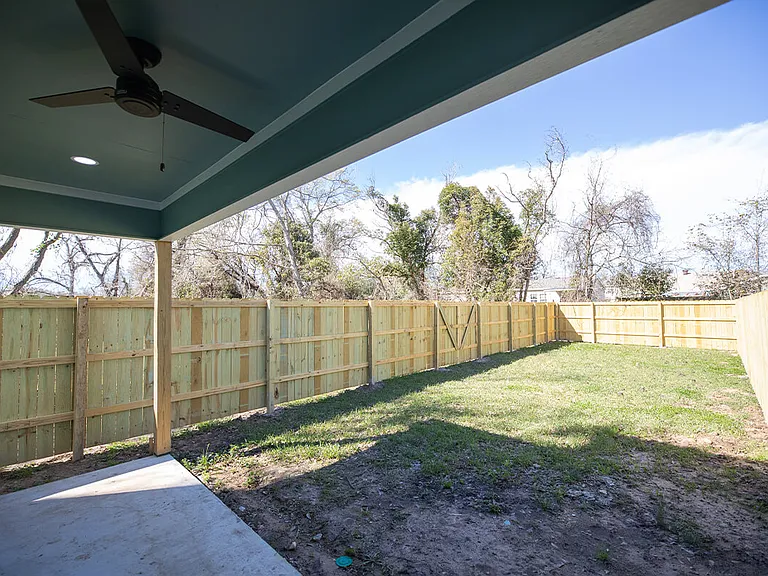 1513-LEBLANC-STREET-BACKYARD_02222023