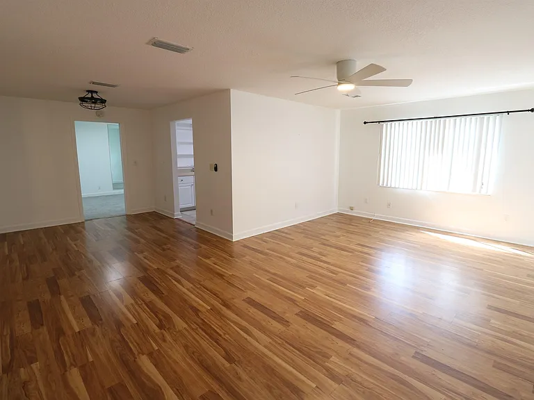 206 Phoenetia Dr — Photo 7