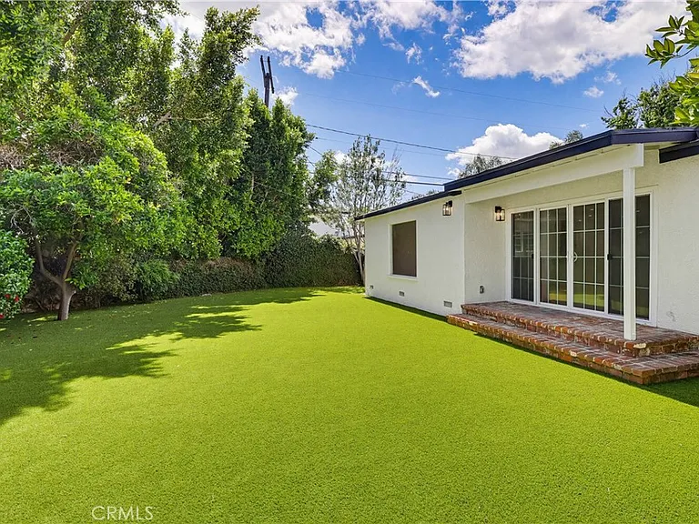 5440 Alcove Ave — Photo 41