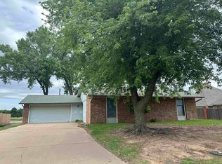 2302 Double Tree Ln, Enid, OK 73703