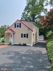 525 Fairview Ave, Media, PA, 19063