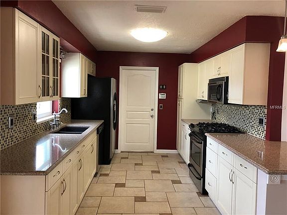 4th image of 1429 E Hancock Dr