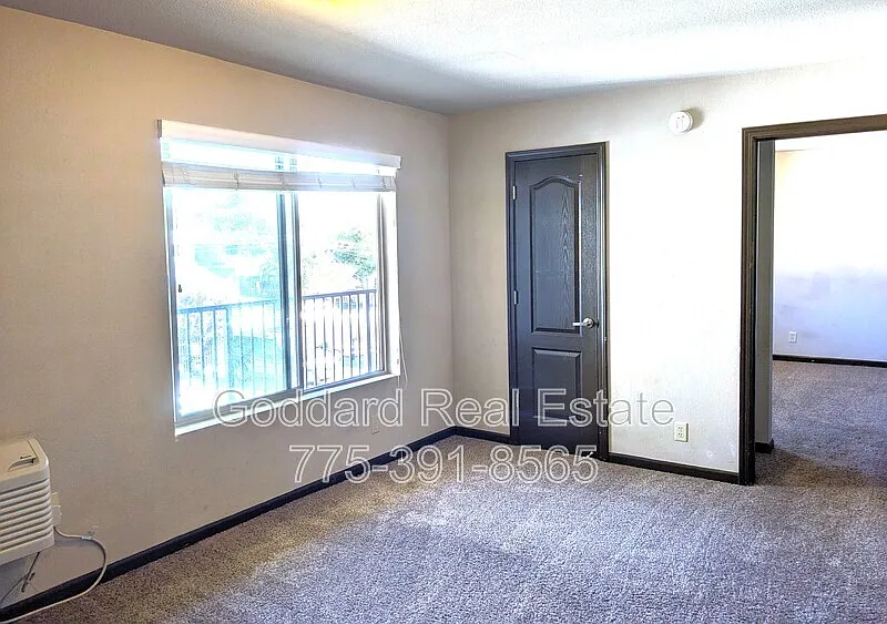 1 bed, 1.0 bath, 625 sqft, $1,125 — Photo 2