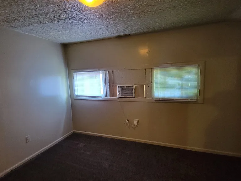 3929 N Kenwood Ave — Photo 7