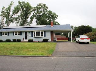 54 Standish St, Enfield, CT 06082