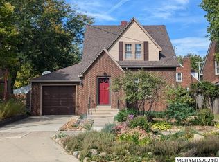 306 9th St NW, Mason City, IA 50401