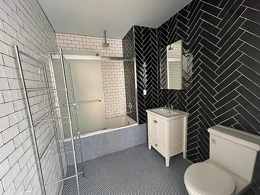 Rented by Affordable Housing Real Estate Corp | media 10