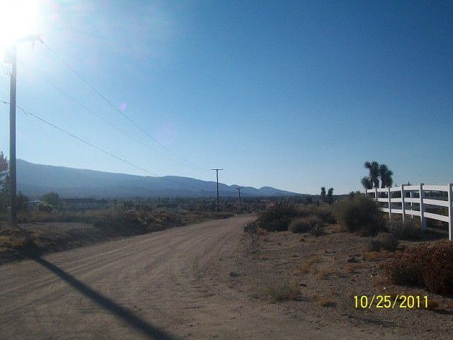 2nd image of 3782 Elsinore Rd