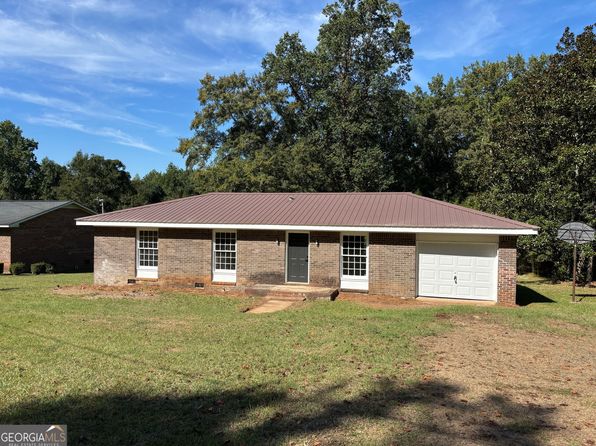 126 Young Rd