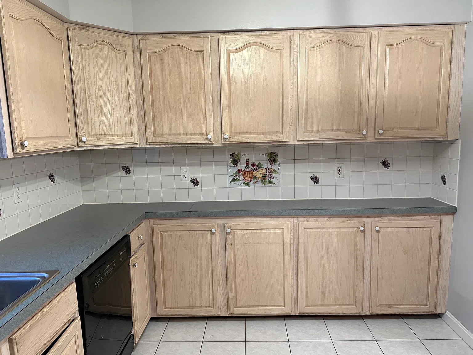 102 Oregon St — Photo 3