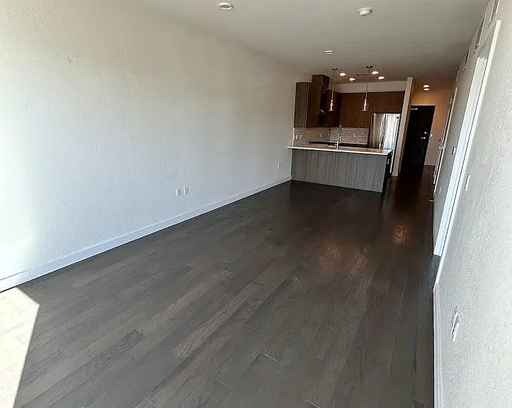 1616 S Broadway St #204 — Photo 5