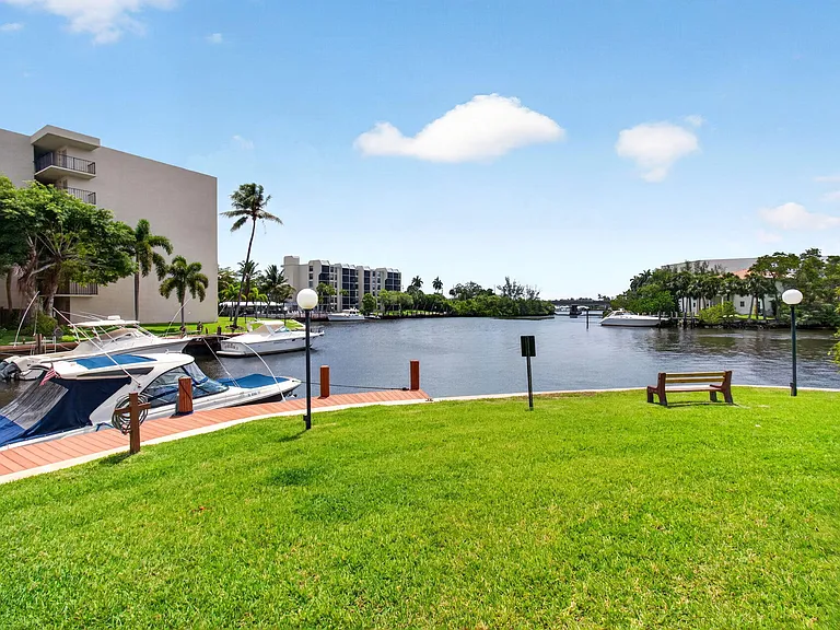 12 Royal Palm Way #501 — Photo 7