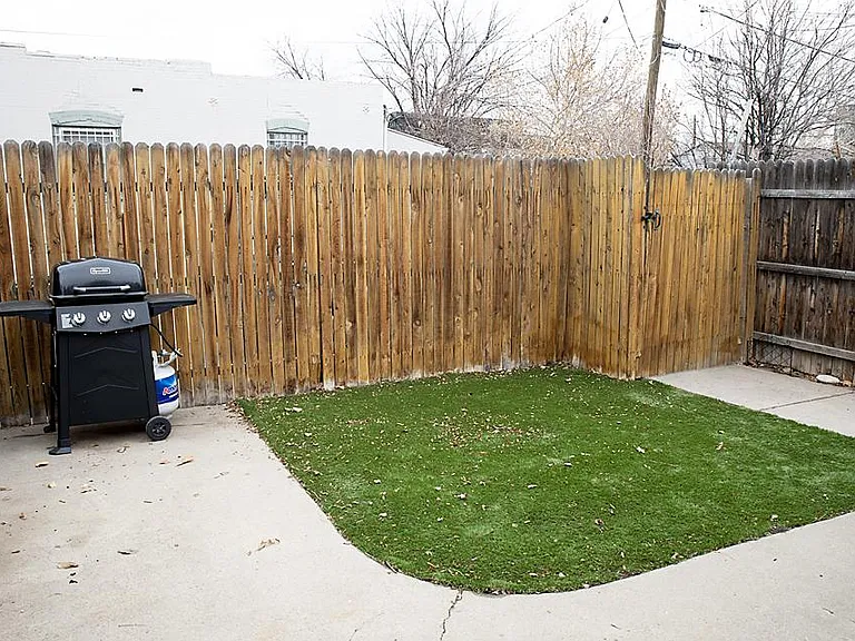 3247 W Conejos Pl — Photo 19