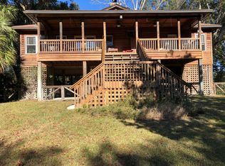 8777 Peters Point Rd, Edisto Island, SC 29438