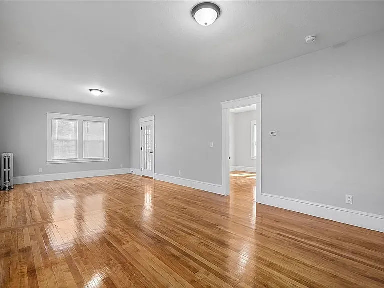 92 Greenwood St #1 — Photo 7