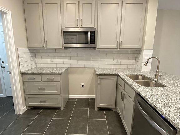 2nd image of 3116 Morning Meadow Ln