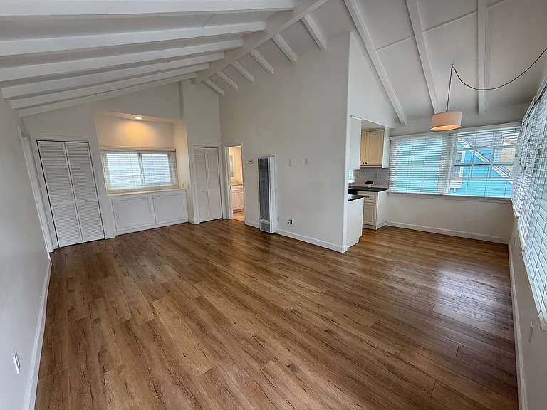 137 Topaz Ave #1/2 — Photo 4