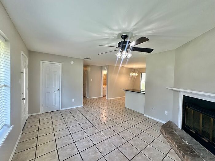 1st image of 454 Stoneridge Dr
