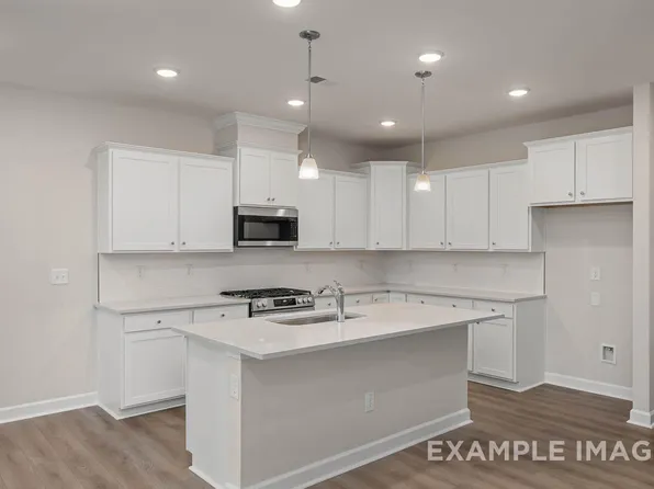 3816 Well Fleet Dr, Fuquay Varina, NC 27526