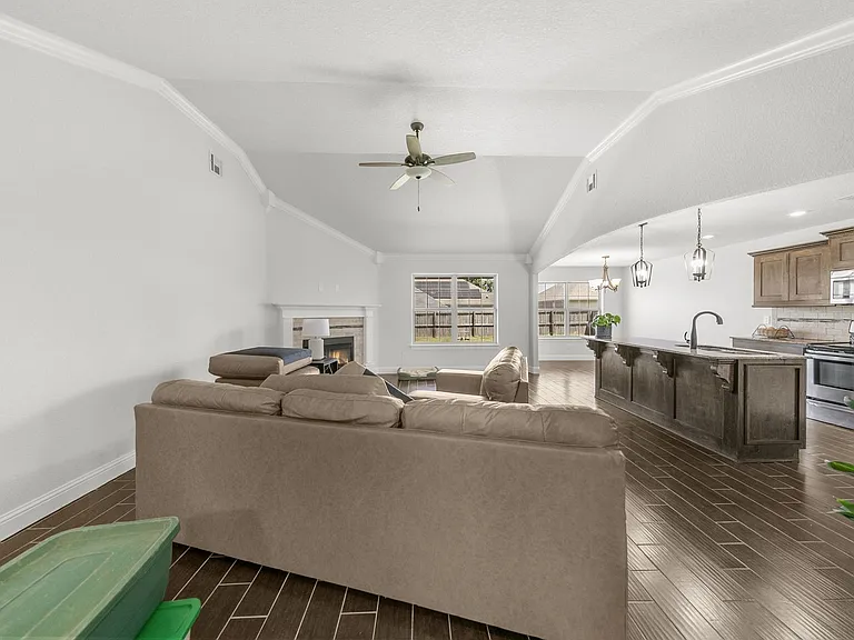 3002 Fernwood Ave — Photo 18