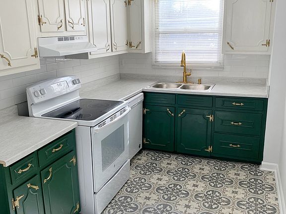2nd image of 4211 Dunn Ave