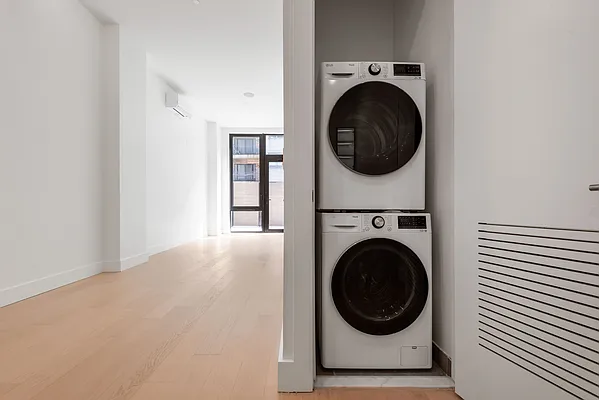 Rented by Nooklyn NYC LLC | media 15