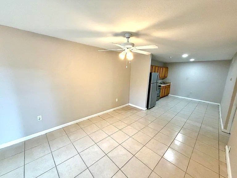 245 NW 12th Ct #1-4 — Photo 16