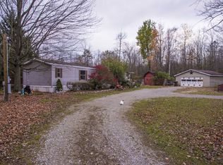 3354 E Shaffer Rd, Midland, MI 48642