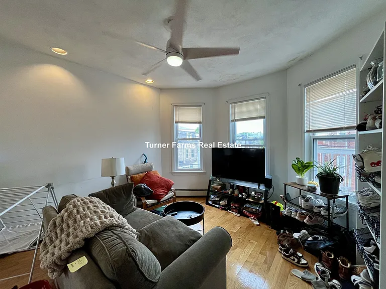 58 Mansfield St — Photo 8