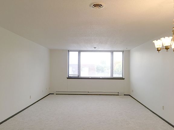 5th image of 3504 11th Ave N APT 14