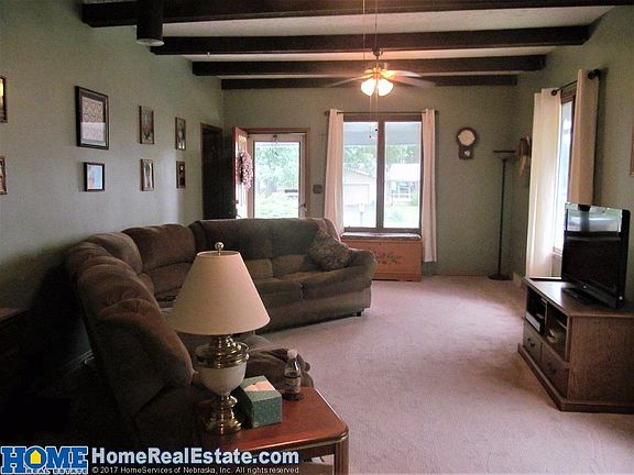 5th image of 815 1st St