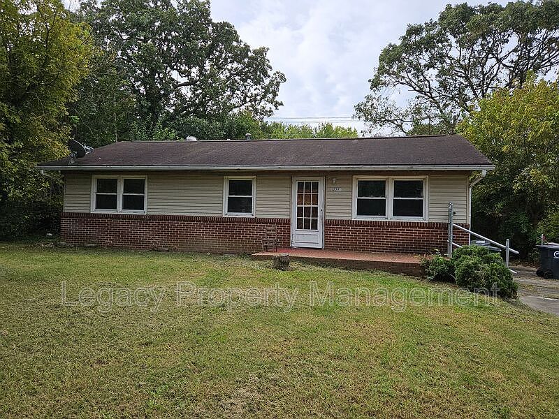 1st image of 4212 Kildare Dr