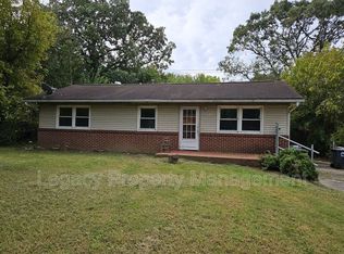 4212 Kildare Dr, Greensboro, NC 27405