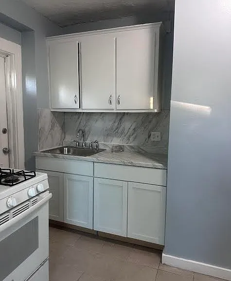 45 Long Hill Rd #2L — Photo 1