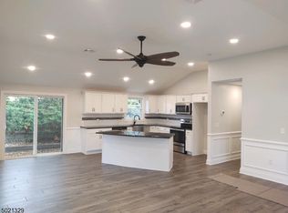 1154 4th Ave, Phillipsburg, NJ 08865