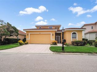 4541 Murcia Blvd #11, Sarasota, FL 34238