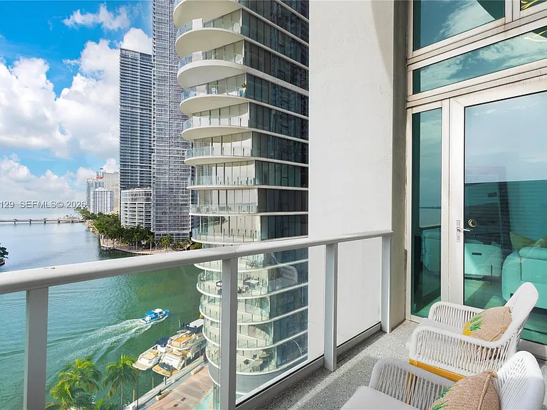 300 S Biscayne Blvd #L-1014 — Photo 6