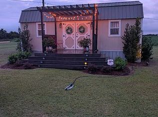 25 Hartzog Rd, Slocomb, AL 36375