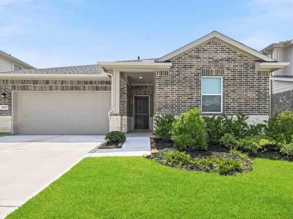 8427 Bay Ridge Cir, Baytown, TX 77523