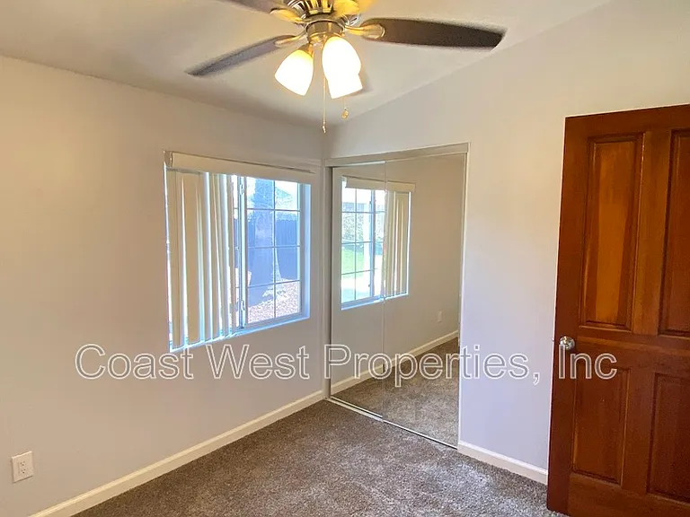 9161 Huntington Ave — Photo 11