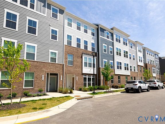 2nd image of 12151 Calgary Loop