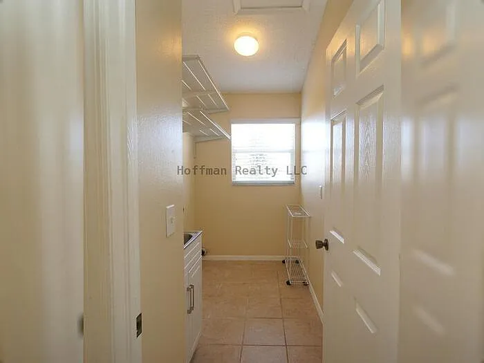 10905 Capstan Lake Dr — Photo 25