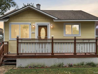 205 W New York Ave, Pontiac, MI, 48340