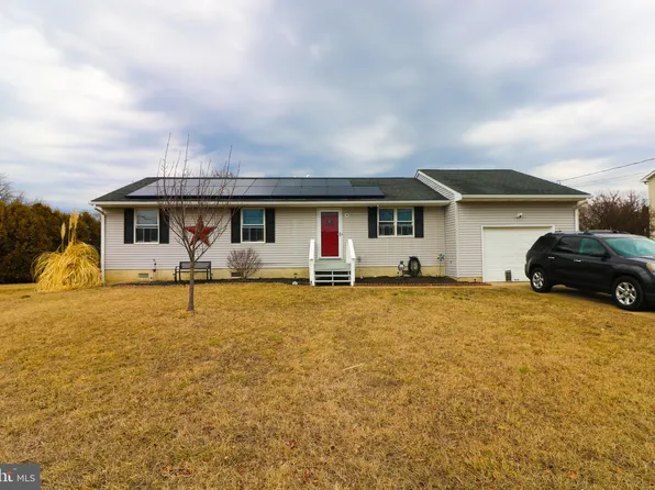 14 Ferry Rd, Pennsville, NJ 08070