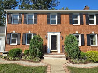 5206 Bradwood St, Springfield, VA 22151