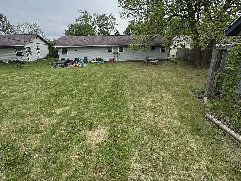 1922 Woodlawn Ave — Photo 7